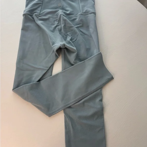 Lululemon Athletica Sky Blue Leggings - Picture 10 of 10